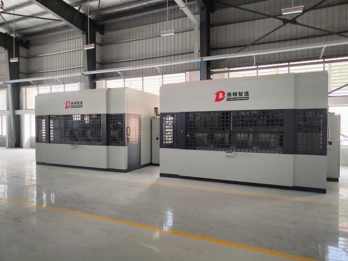 W pełni automatyczna maszyna do odlewania w odlewni 9