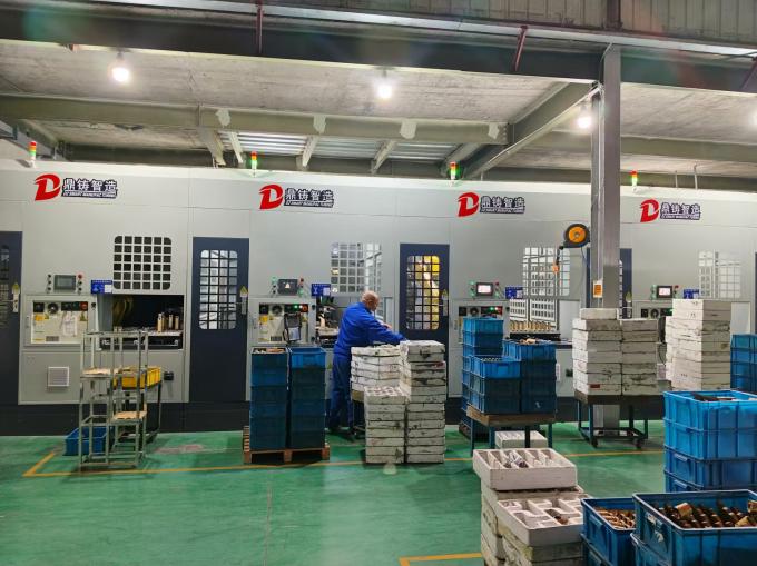 W pełni automatyczna maszyna do odlewania w odlewni 13