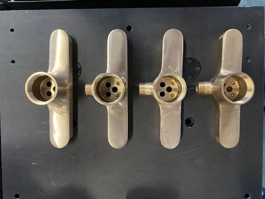 kupować Maszyna do produkcji aluminiowych kranów niskociśnieniowych produkcja online