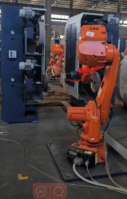 4000 mm Piaskowa paska Robotowa maszyna do polerowania 13 kW Z siłą ramienia 25 kg