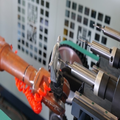 Uniwersalny robot do szlifowania kamienia metalowego